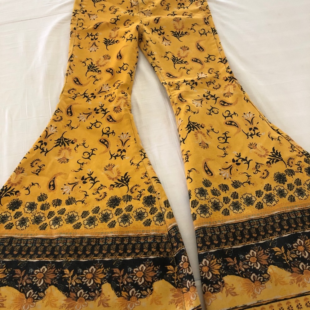 Free people flare leg